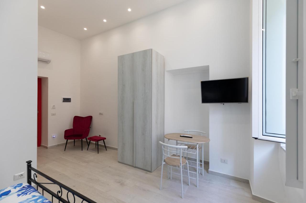 My Brilliant Home With Jacuzzi 2 Steps From St Toledo ナポリ エクステリア 写真