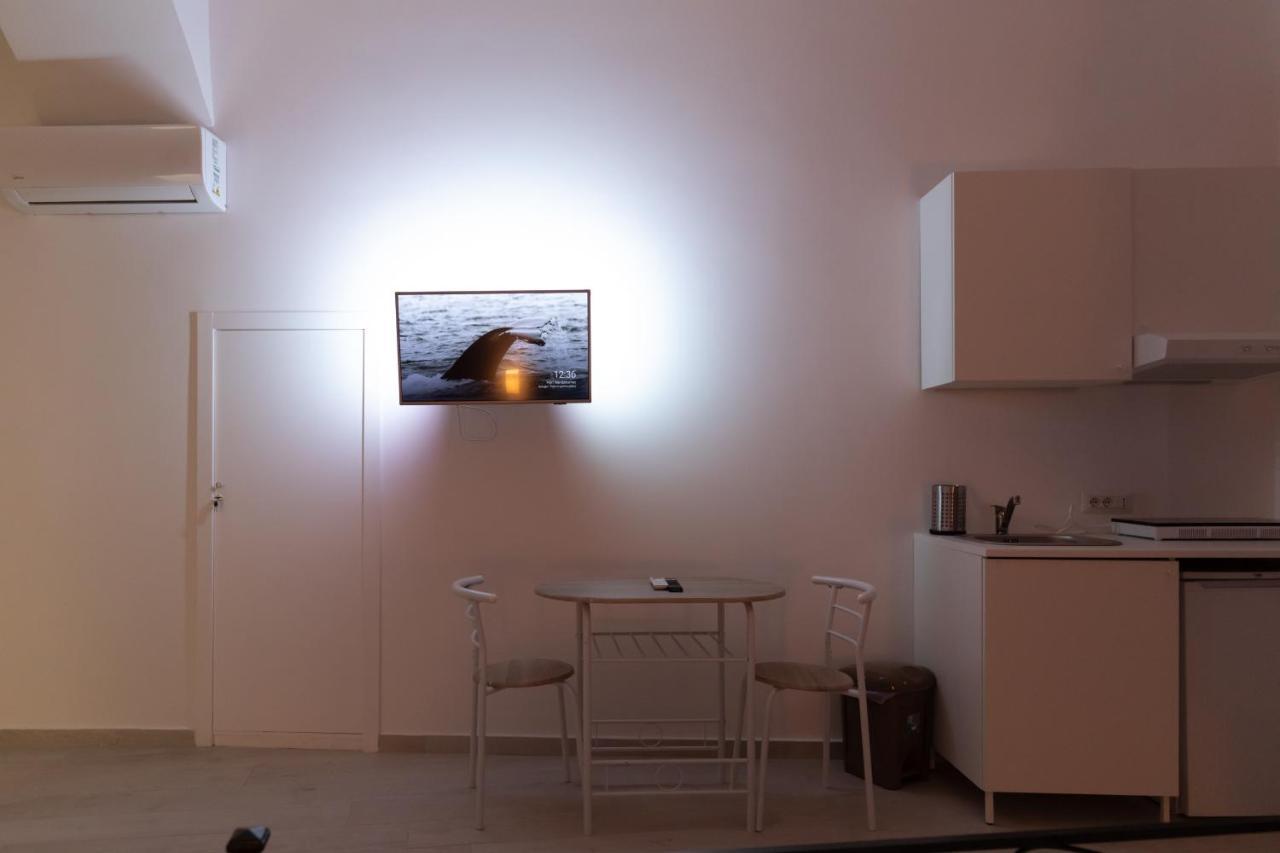 My Brilliant Home With Jacuzzi 2 Steps From St Toledo ナポリ エクステリア 写真