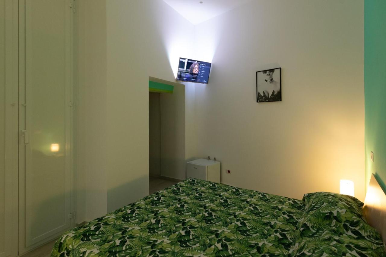 My Brilliant Home With Jacuzzi 2 Steps From St Toledo ナポリ エクステリア 写真